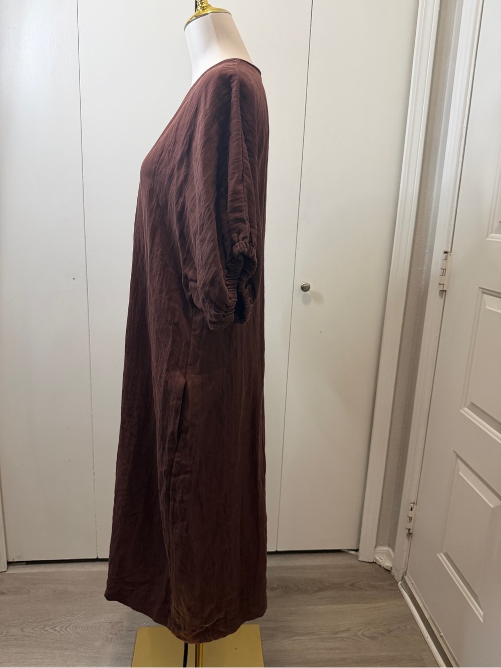 Zara Chocolate Brown V-Neck Long Sleeve Midi Dress - Picture 5 of 10